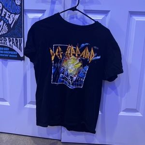 Def Leppard Large Tee